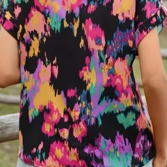 Nwot womens crew neck blouse - Picture 4 of 4